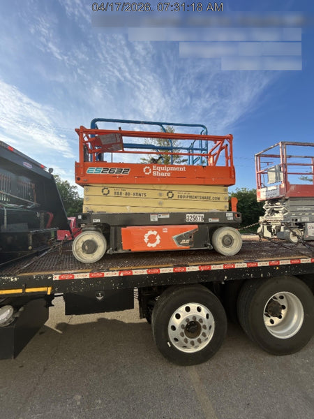 2023 JLG ES2632