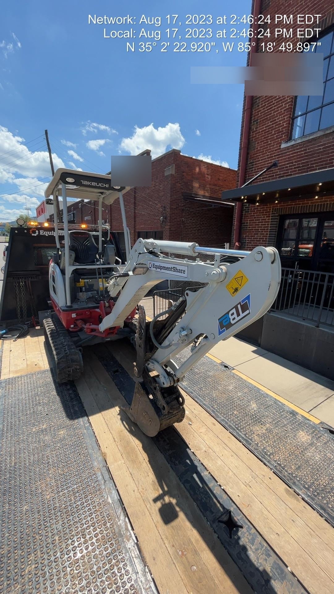 2023 TAKEUCHI TB20e