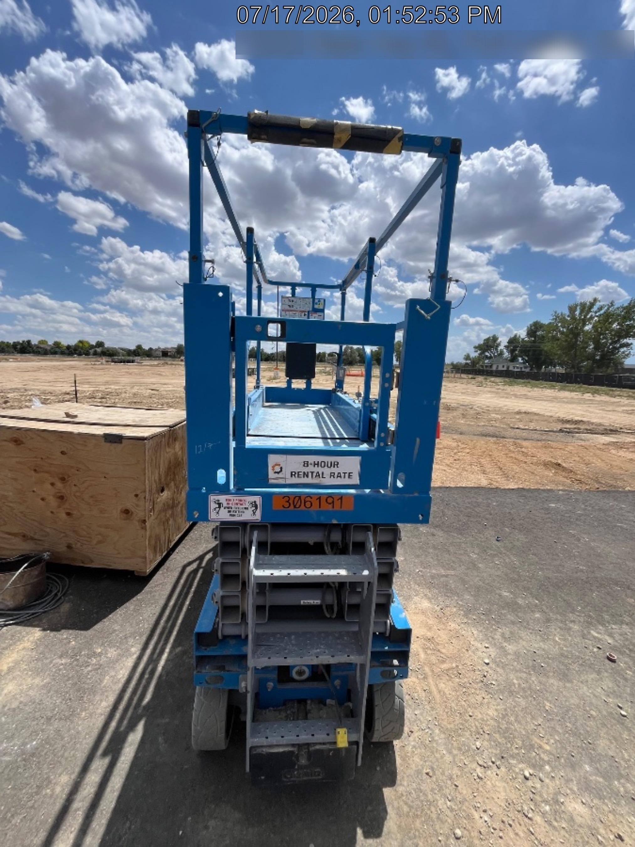 2023 GENIE GS-2632