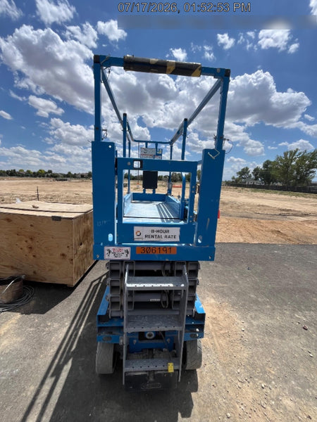 2023 GENIE GS-2632