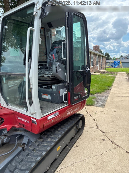 2025 TAKEUCHI TB235-2CR