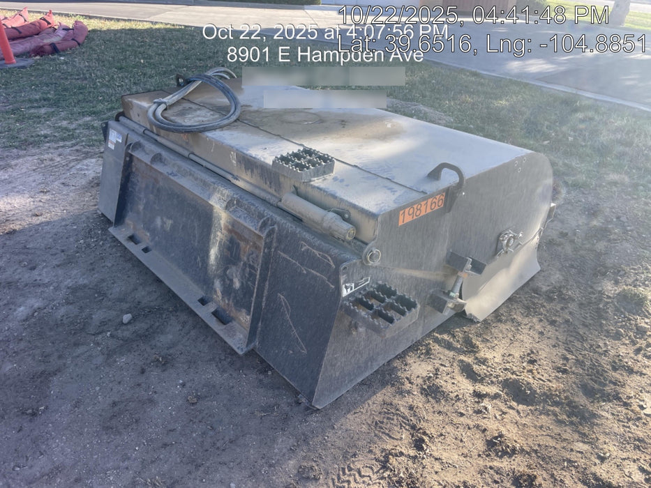 2021 PALADIN Sweepster SB72