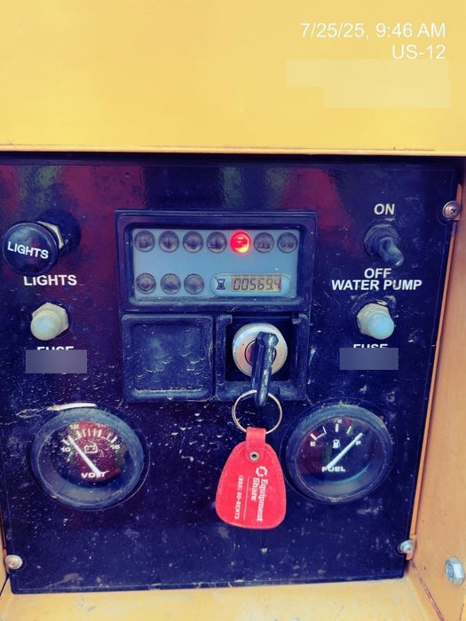 2022 Vac-Tron LP573XDT T4 Koehler Diesel Engine, 500 Gallon Debris Tank, x2 100 Gallon Water Tanks