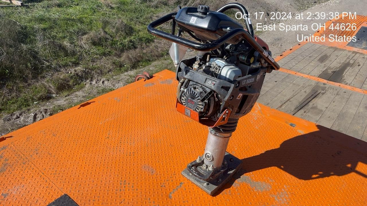 2024 HUSQVARNA LT5005