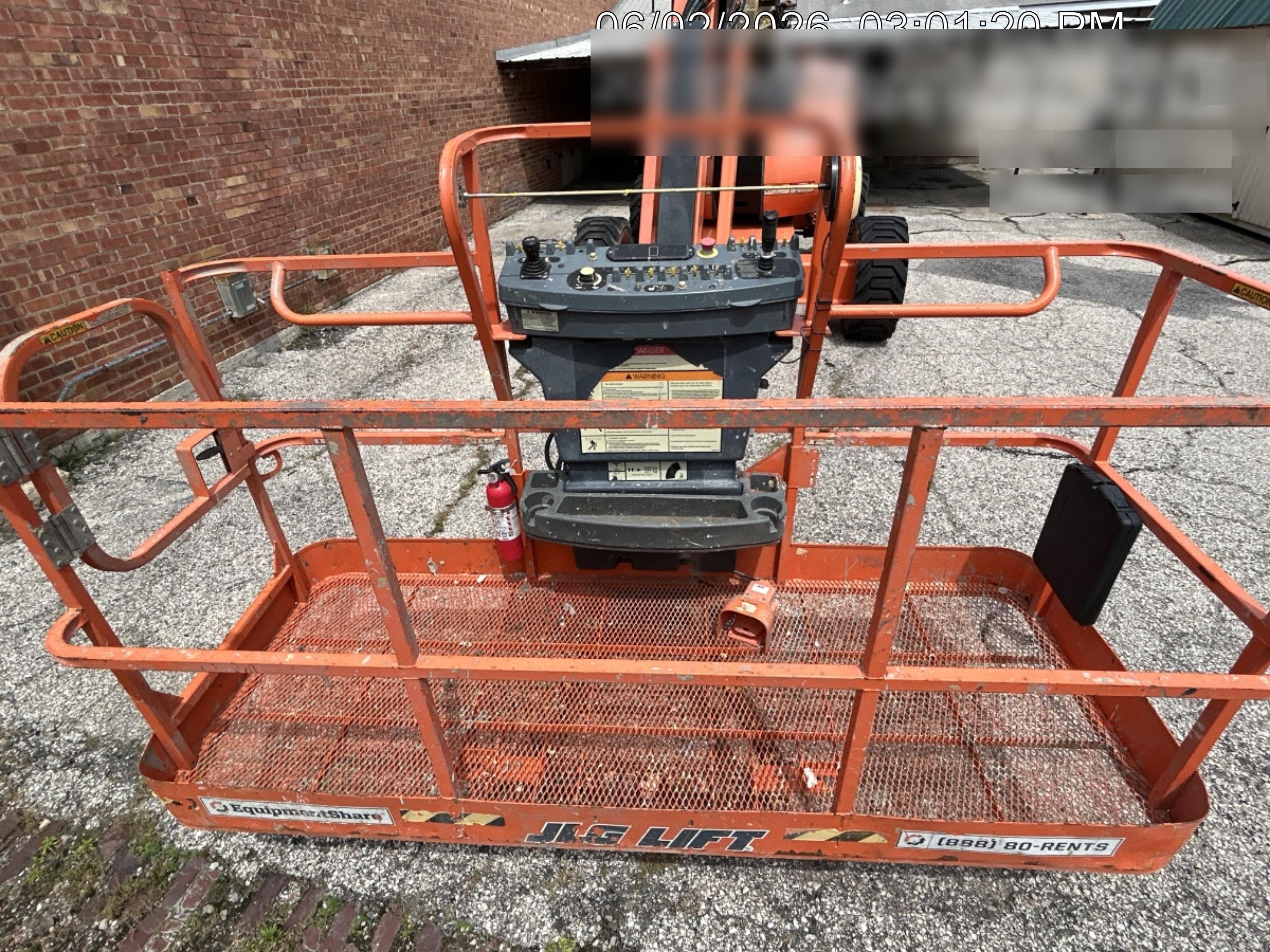 2021 JLG 600AJ