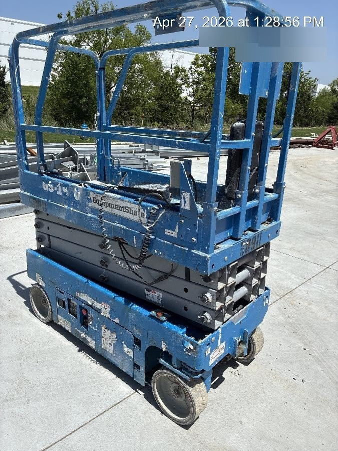 2019 Genie GS-1930 Fixed Rails with Chain Entry