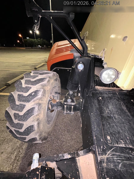 2022 JLG 1075