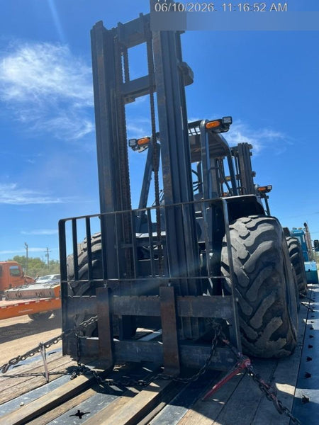 2023 CASE 588H