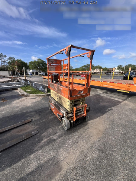 2022 JLG ES1932