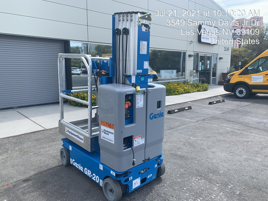 2020 GENIE GR-20