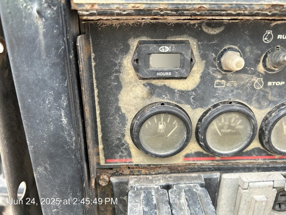 2018 Lincoln Electric Vantage 322 Lincoln Vantage 322 Welder Ready Pak 3 - Vantage 322, Trailer, Fender and light kit, Cable rack