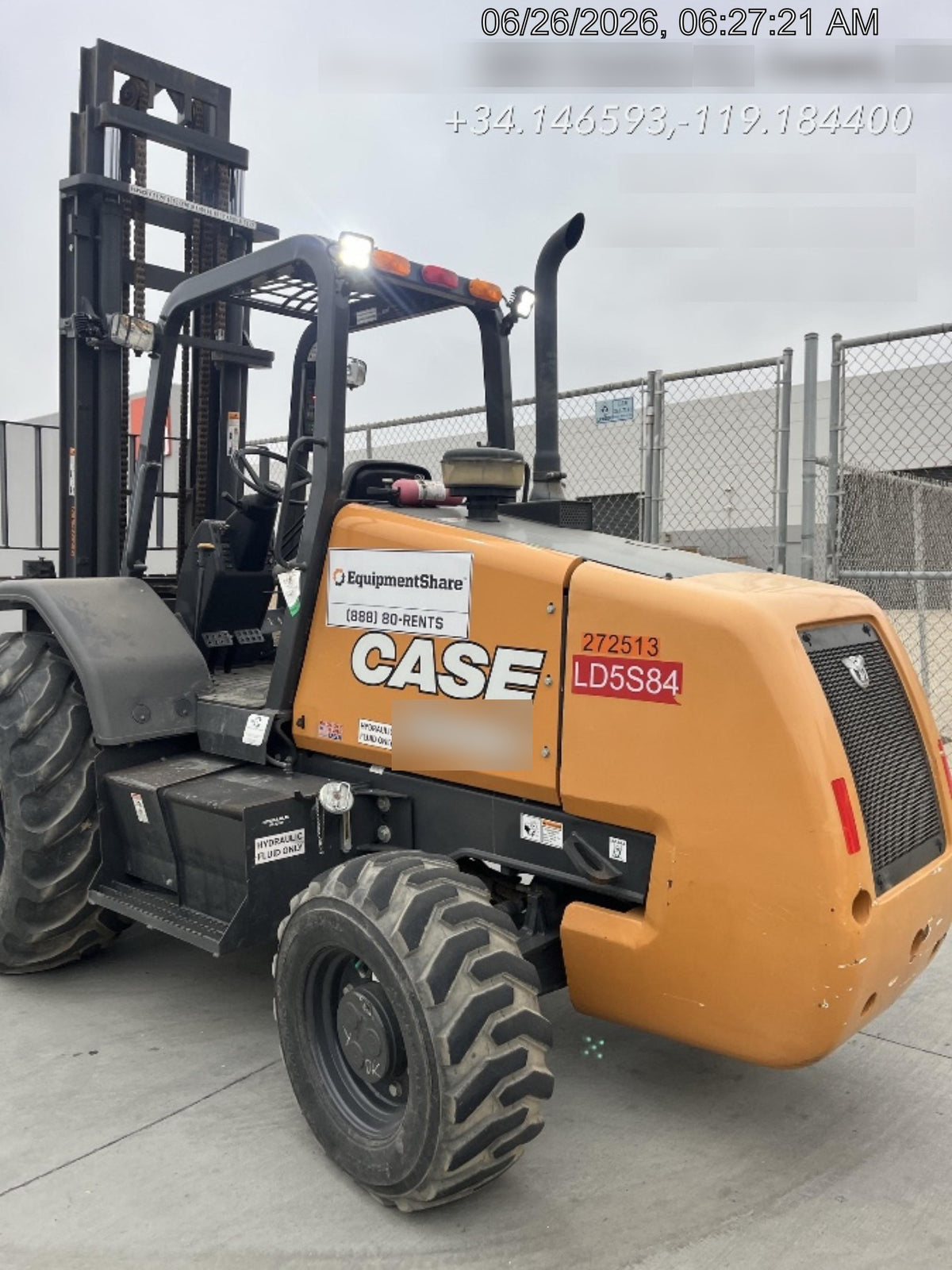 2023 CASE 588H