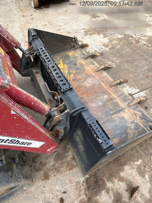 2025 EQUIPMENTSHARE 1006160 - 72" Tooth Bucket, CTL