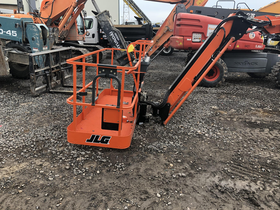 2019 JLG 600AJ