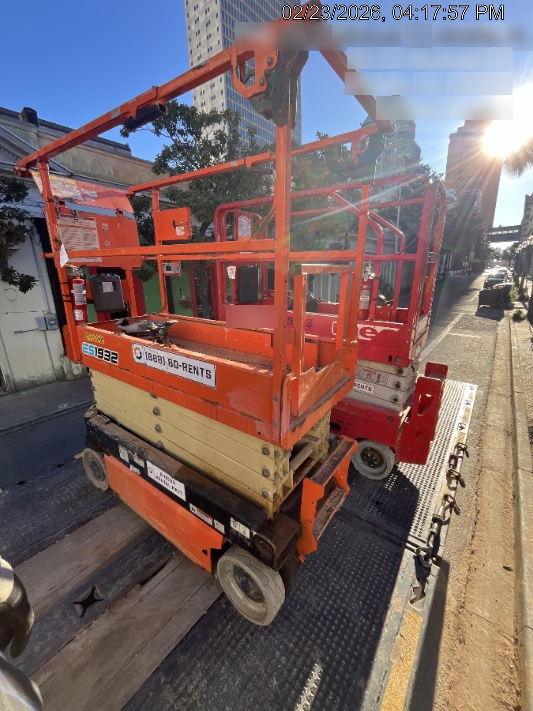 2021 JLG ES1932