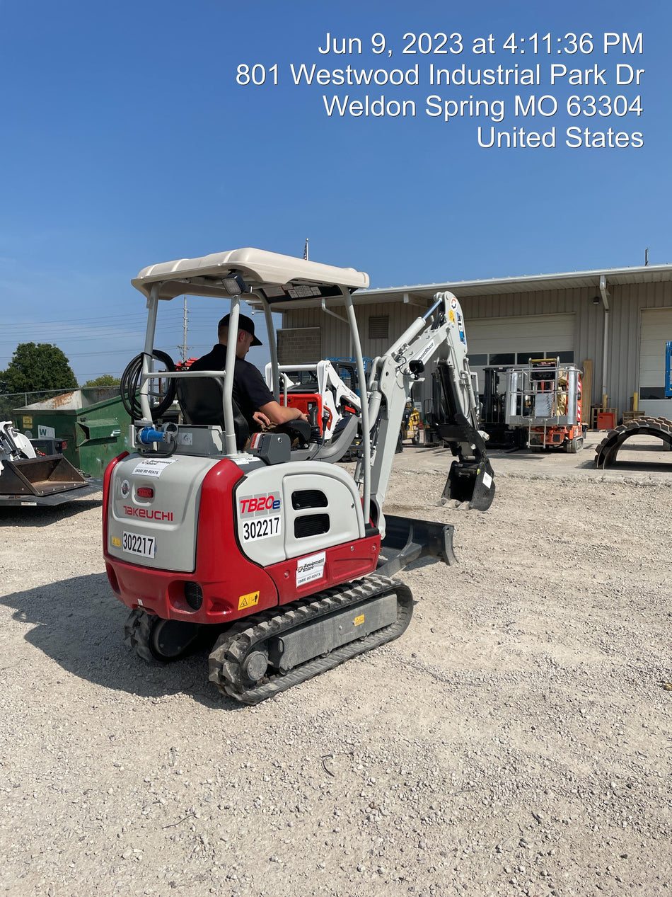 2023 TAKEUCHI TB20e