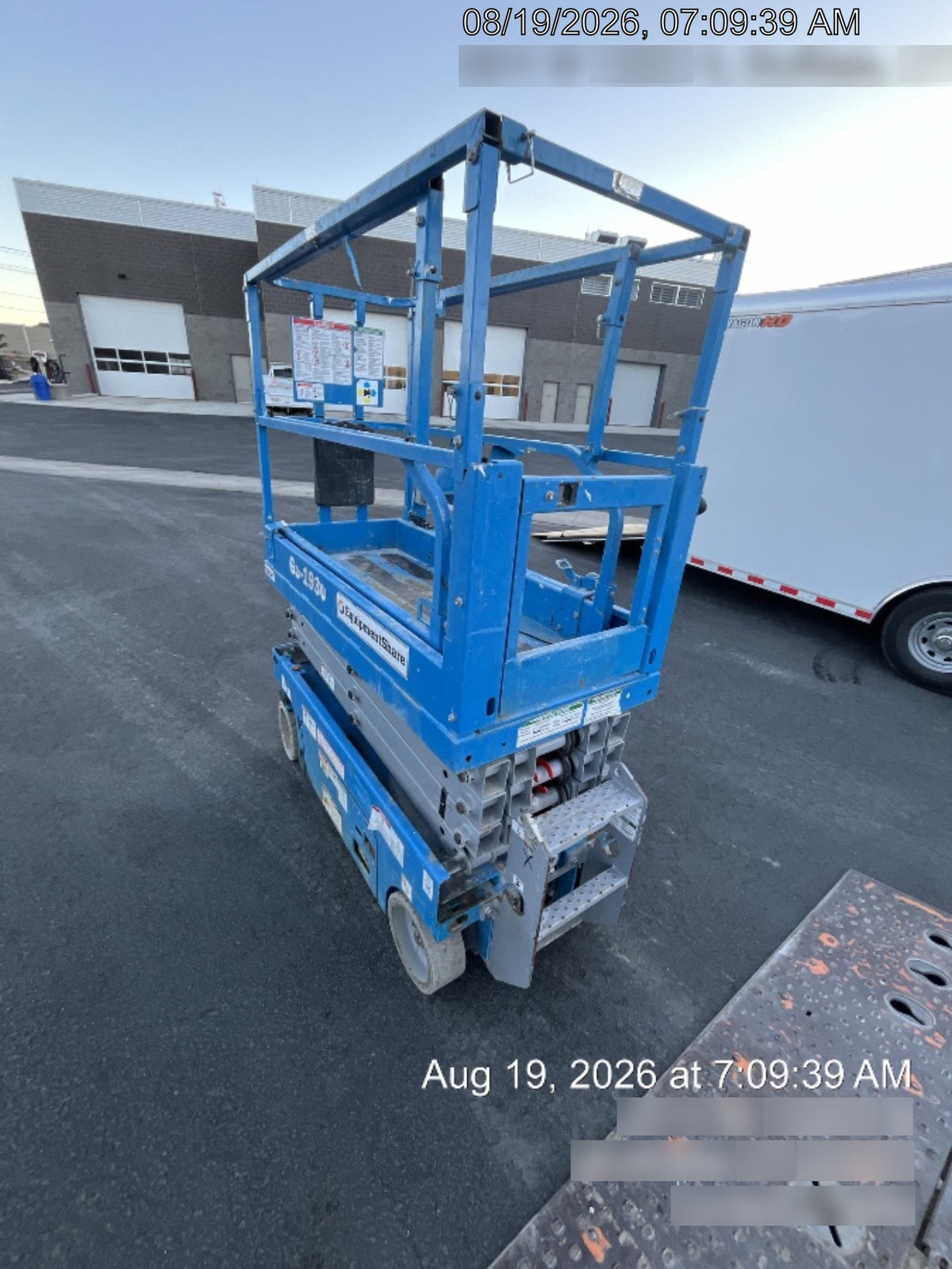 2020 Genie GS-1930 Solid Non Marking Tires, Beacon, Folding rails with half height swing gate, 800W Inverter