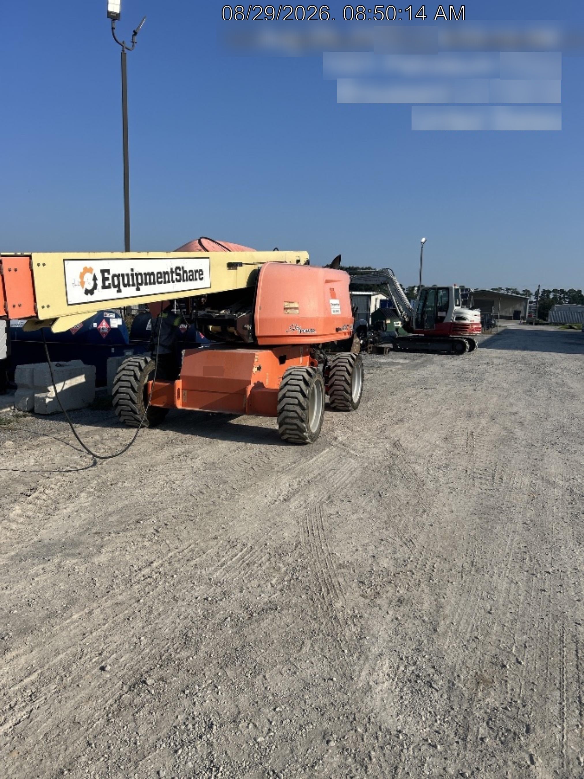 2019 JLG 660SJ