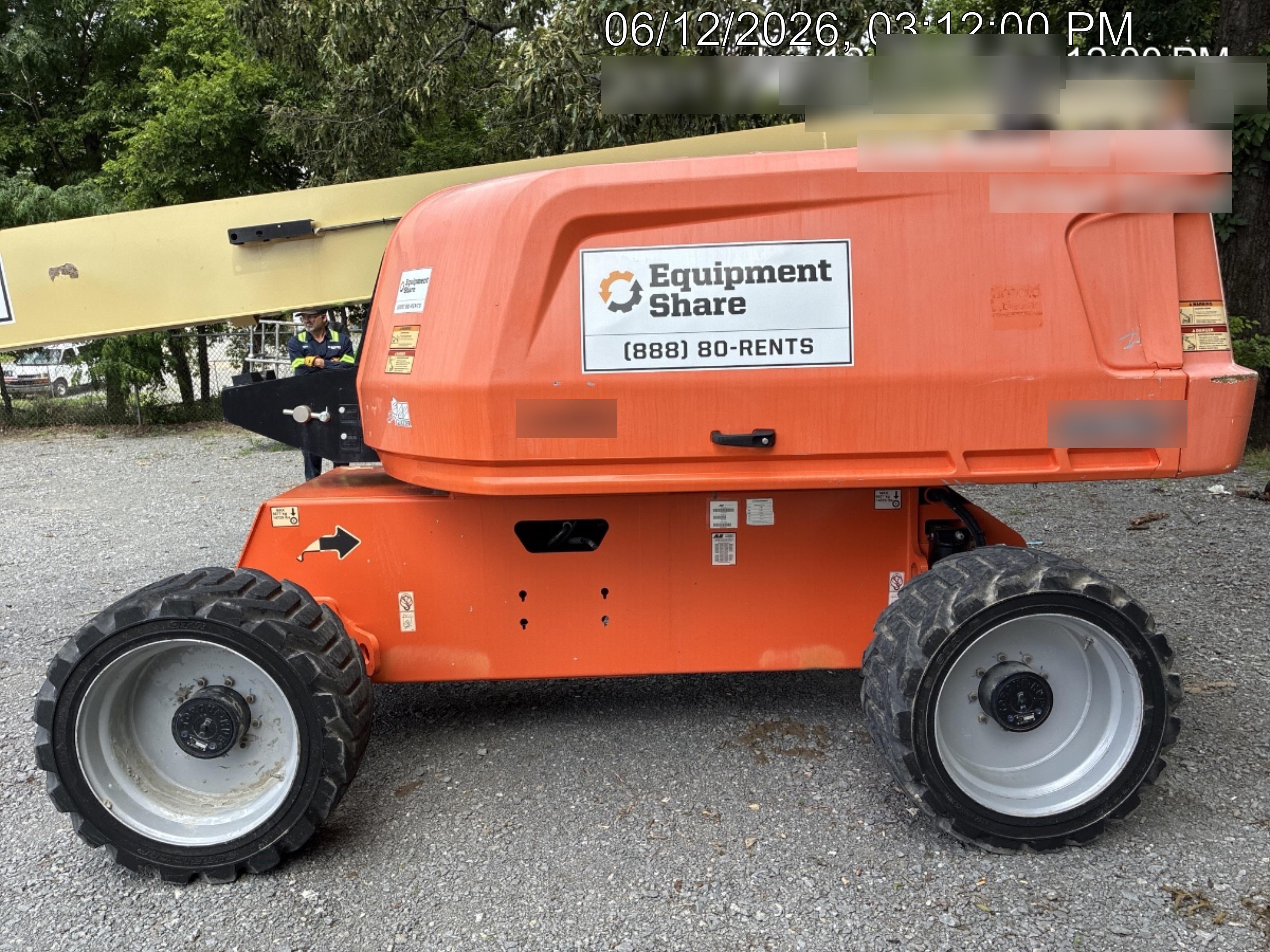 2019 JLG 660SJ