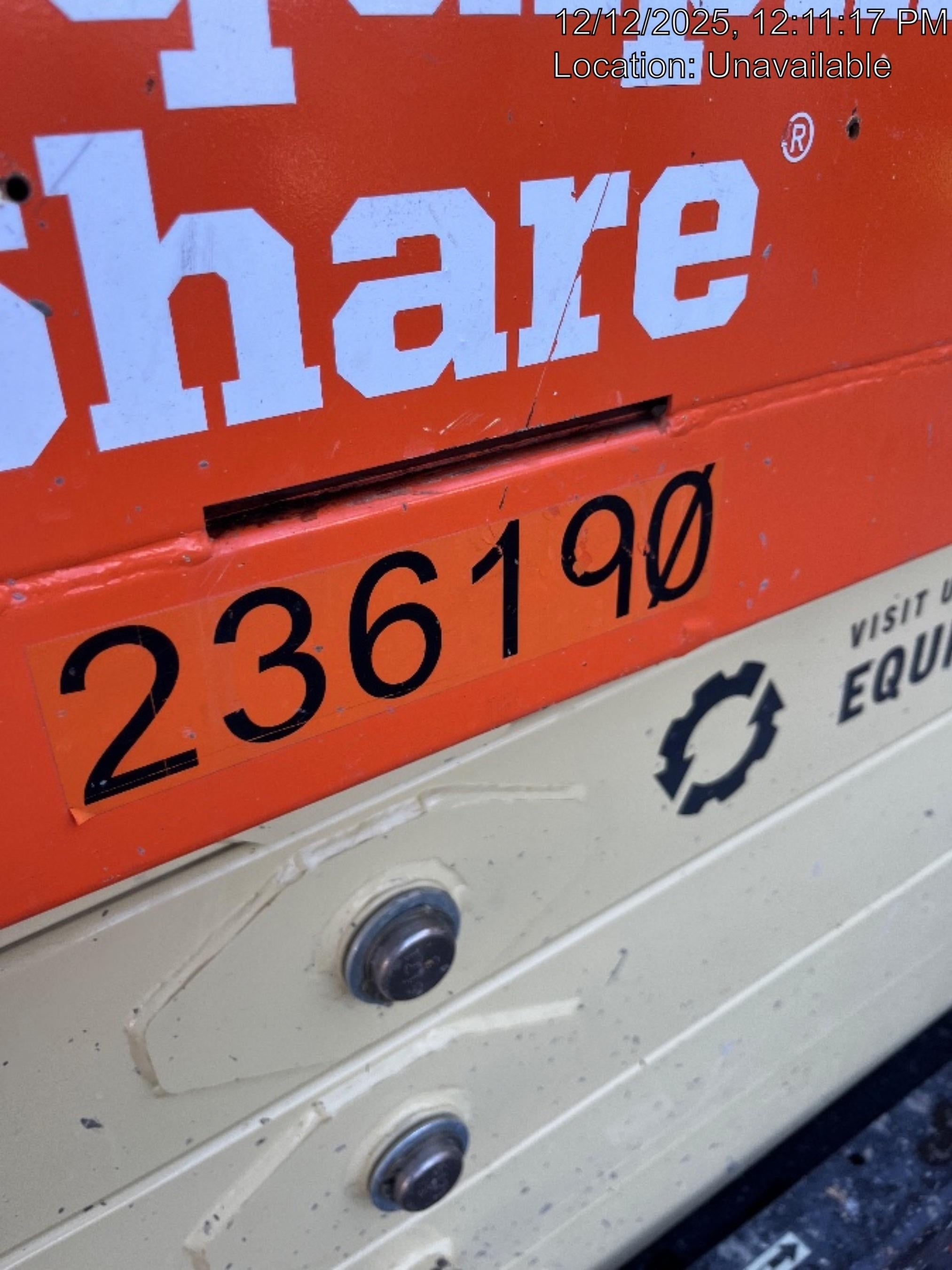 2022 JLG ES3246