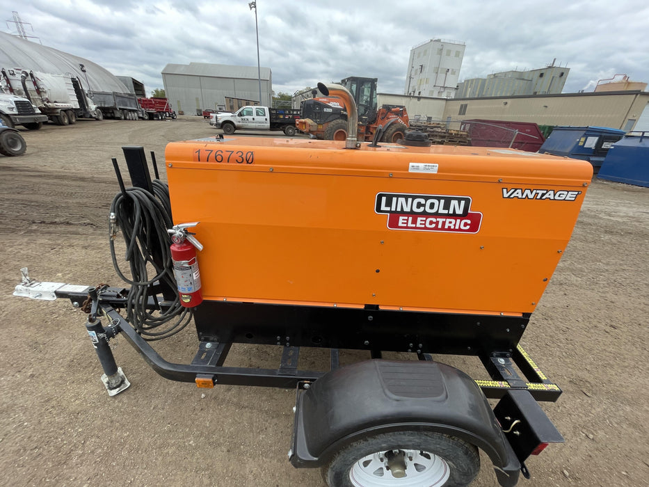 2022 Lincoln Electric LE400 Kubota V1505, Trlr, Cable Rack, Light Kit, ES Decals, T3