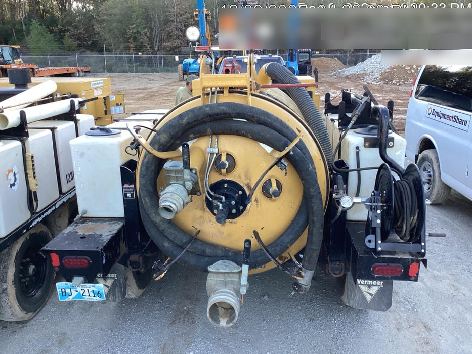 2021 Vac-Tron LP573XDT T4 Koehler Diesel Engine, 500 Gallon Debris Tank, x2 100 Gallon Water Tanks