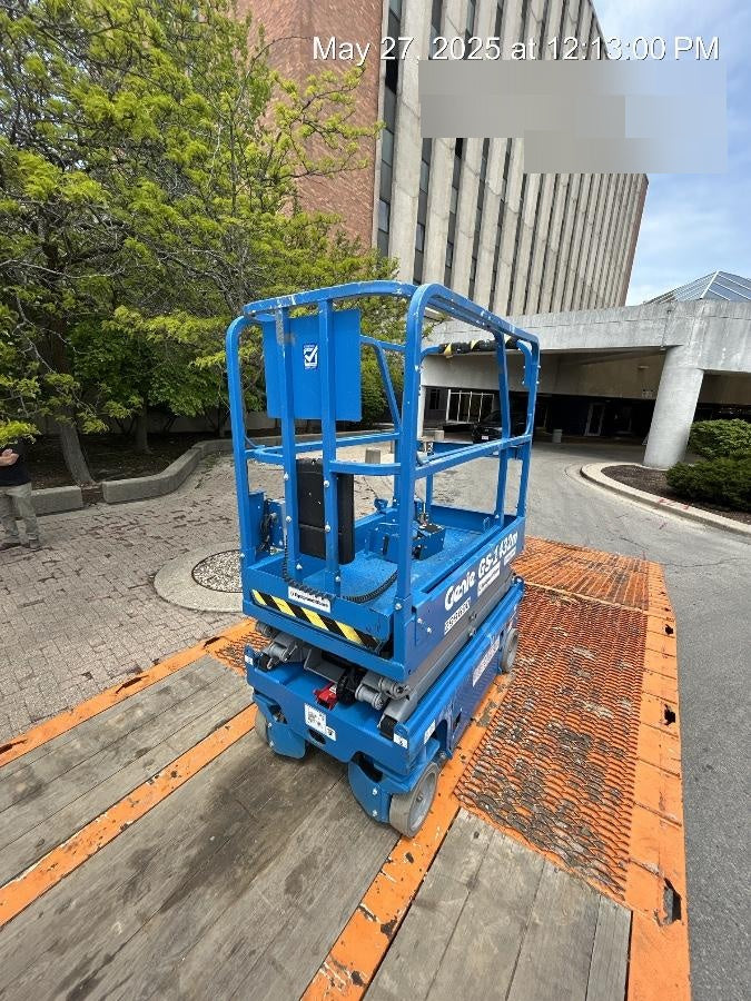 2023 GENIE GS-1432