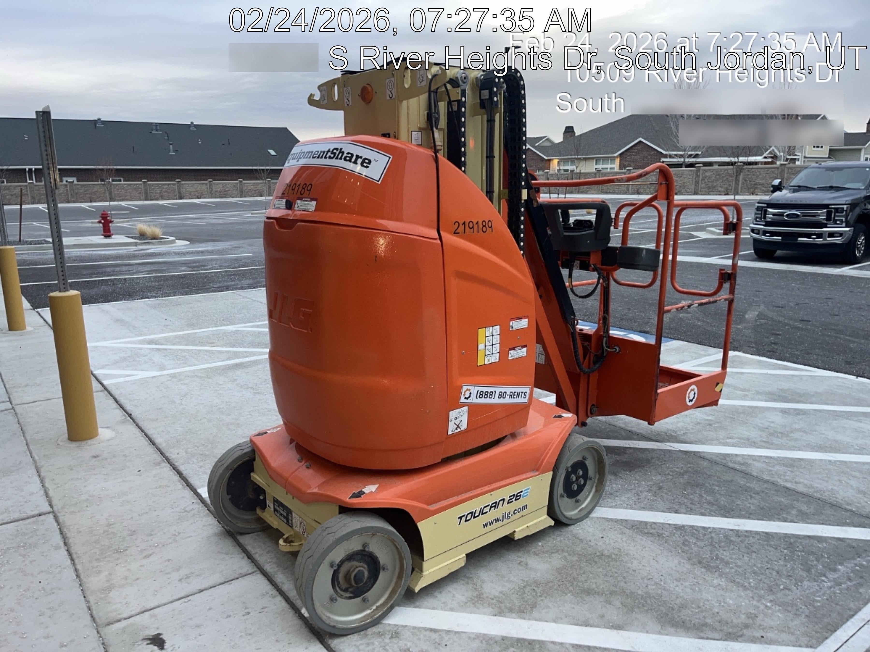 2022 JLG 26E