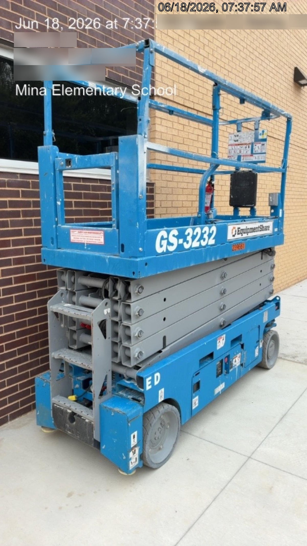 2022 GENIE GS-3232