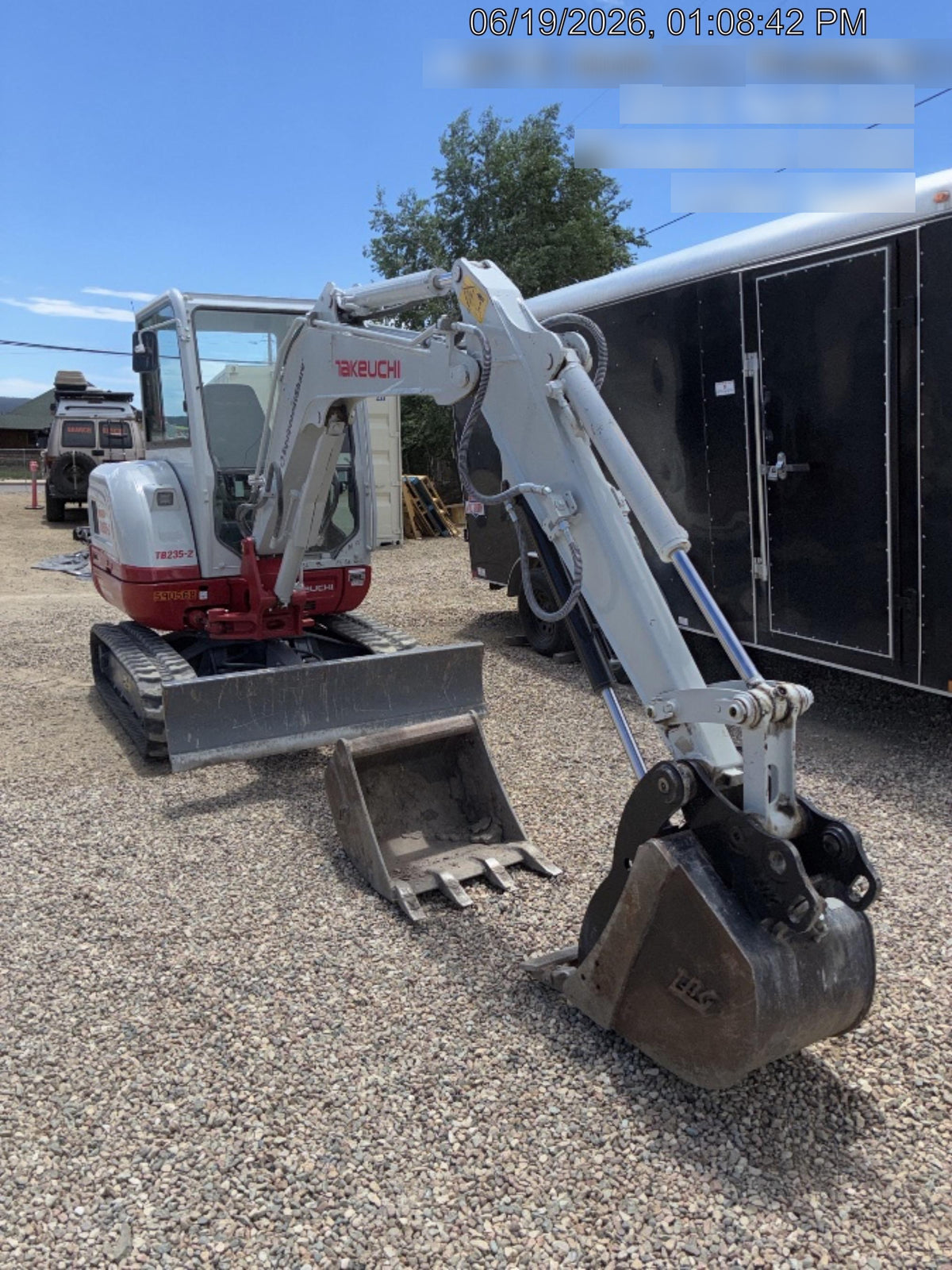 2025 TAKEUCHI TB235-2CR