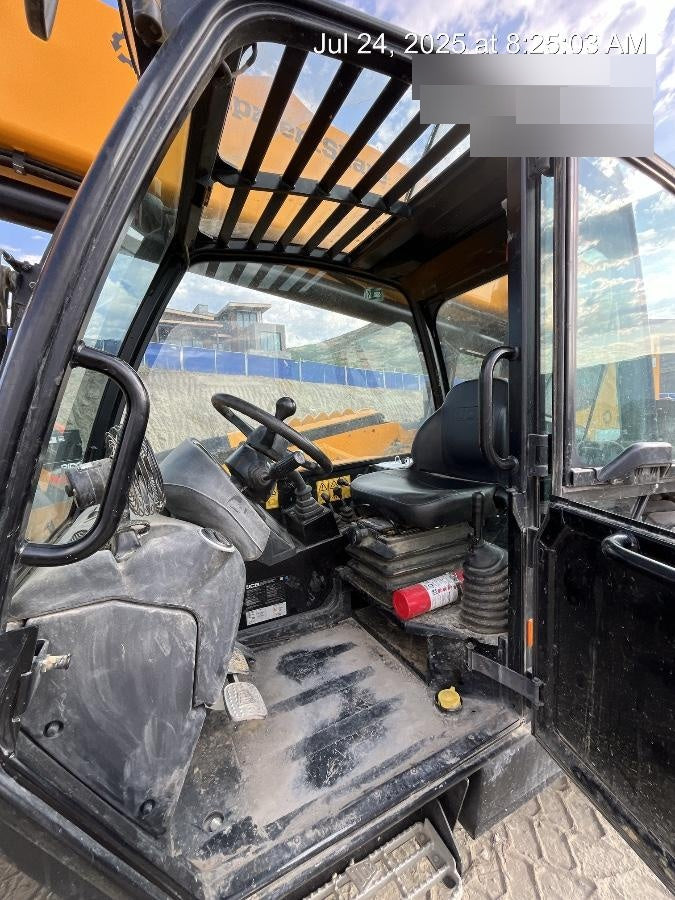 2024 JCB 512-56