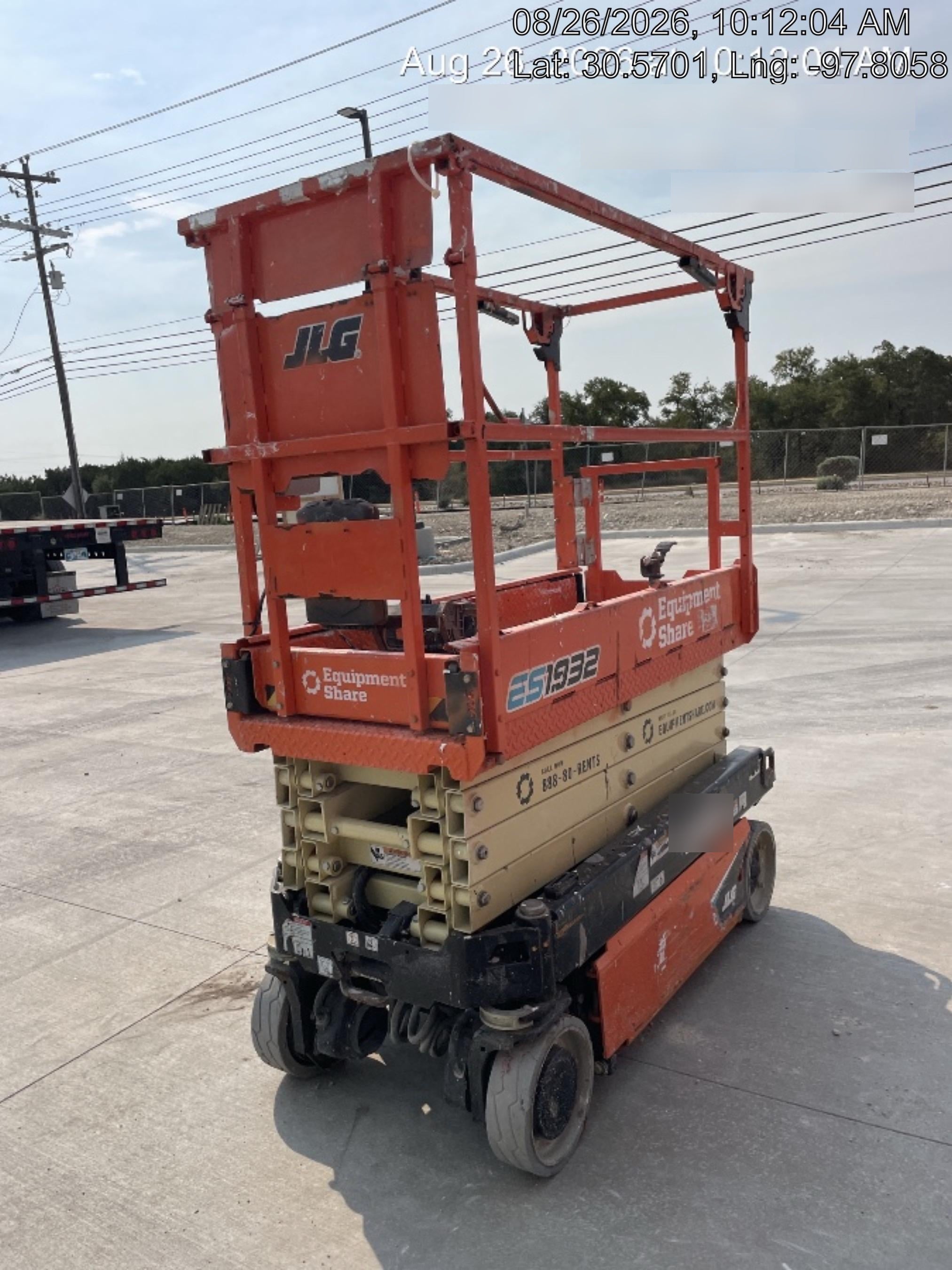 2022 JLG ES1932