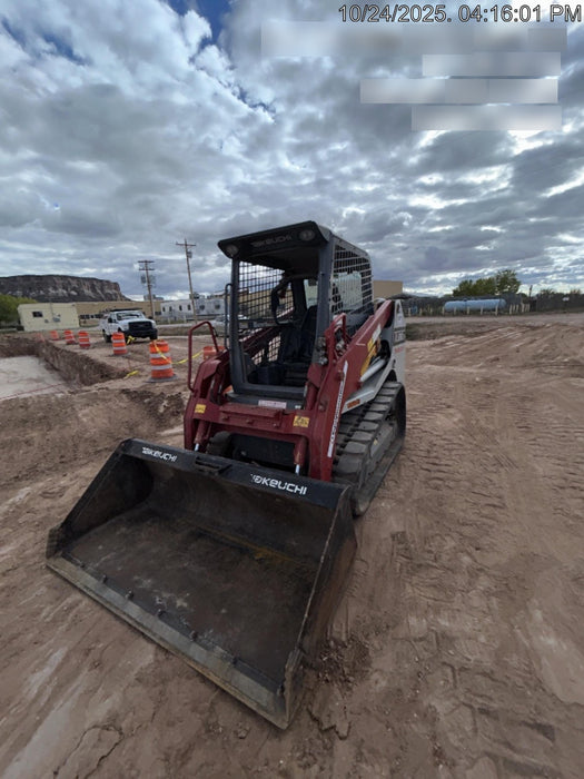 2022 TAKEUCHI TL8R2-R