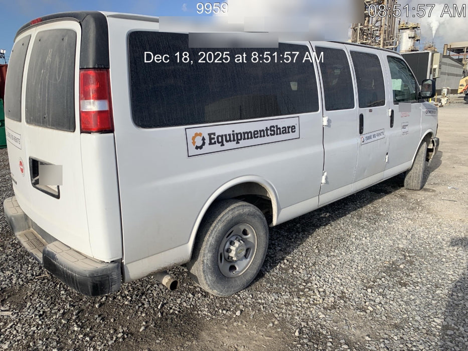 2023 CHEVROLET Express Van - Rental