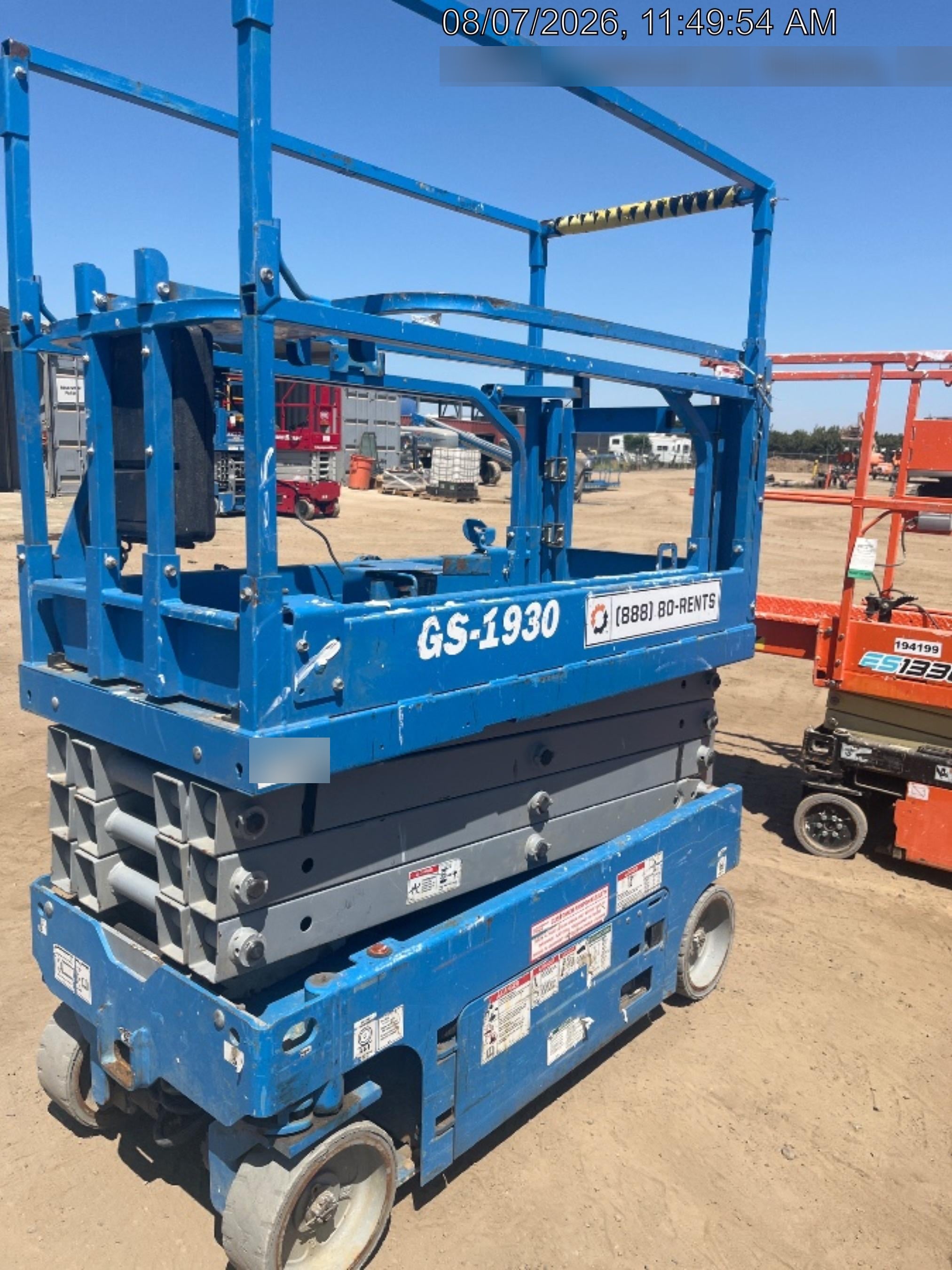 2020 Genie GS-1930 Solid Non Marking Tires, Beacon, Folding rails with half height swing gate, 800W Inverter