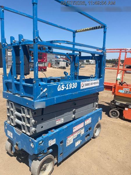 2020 Genie GS-1930 Solid Non Marking Tires, Beacon, Folding rails with half height swing gate, 800W Inverter