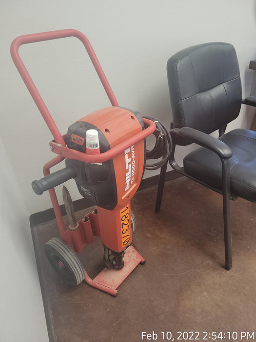 2021 HILTI TE 3000-AVR