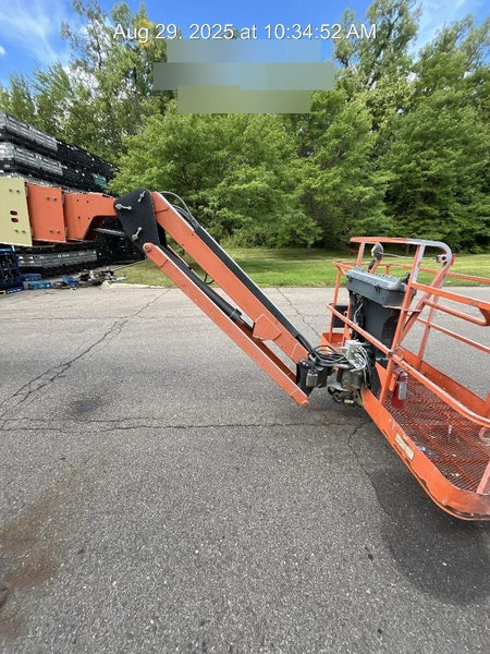 2019 JLG 860SJ