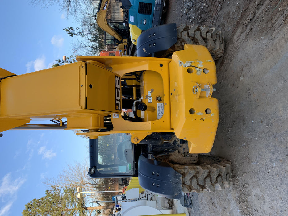 2020 JCB 510-56 Canopy, Solid Tires, Work Lights, Beacon, Aux Hydraulics, Back up Alarm, Lifting Eye, ES Decals