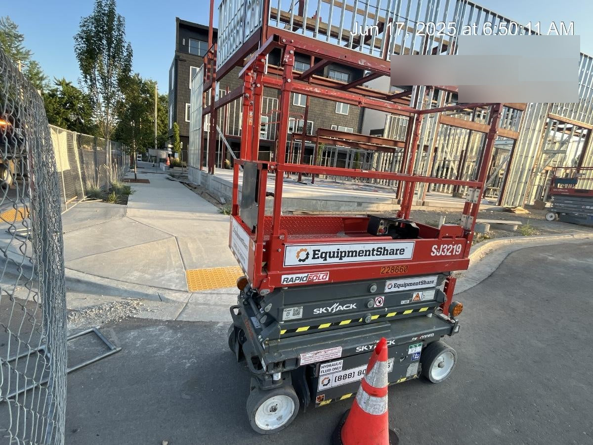 2022 SKYJACK SJ3219