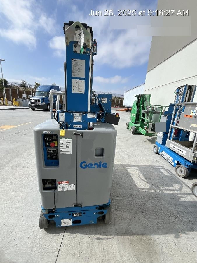 2021 GENIE GR-20