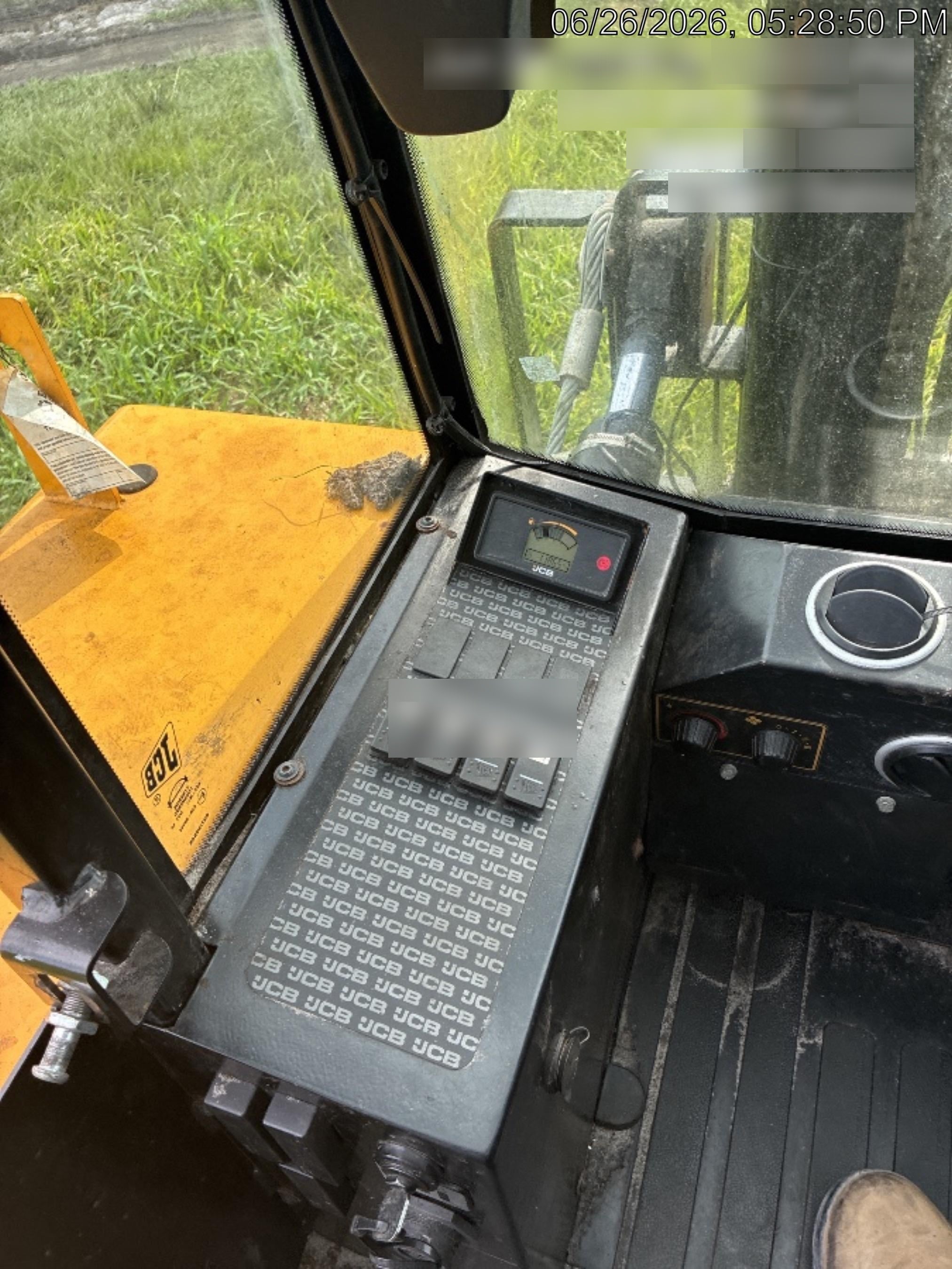 2023 JCB 940-4