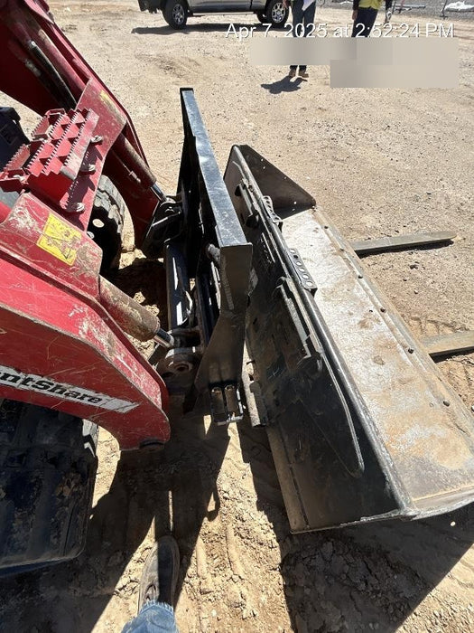 2023 ARROW MATERIAL HANDLING 72" Pallet Forks - Arrow