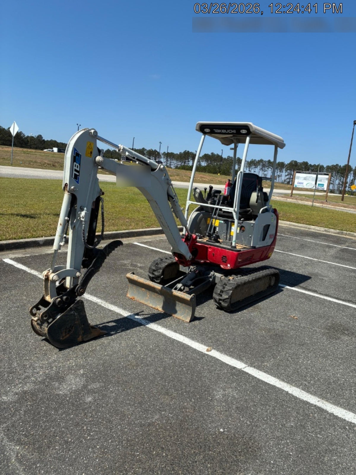 2023 TAKEUCHI TB20e
