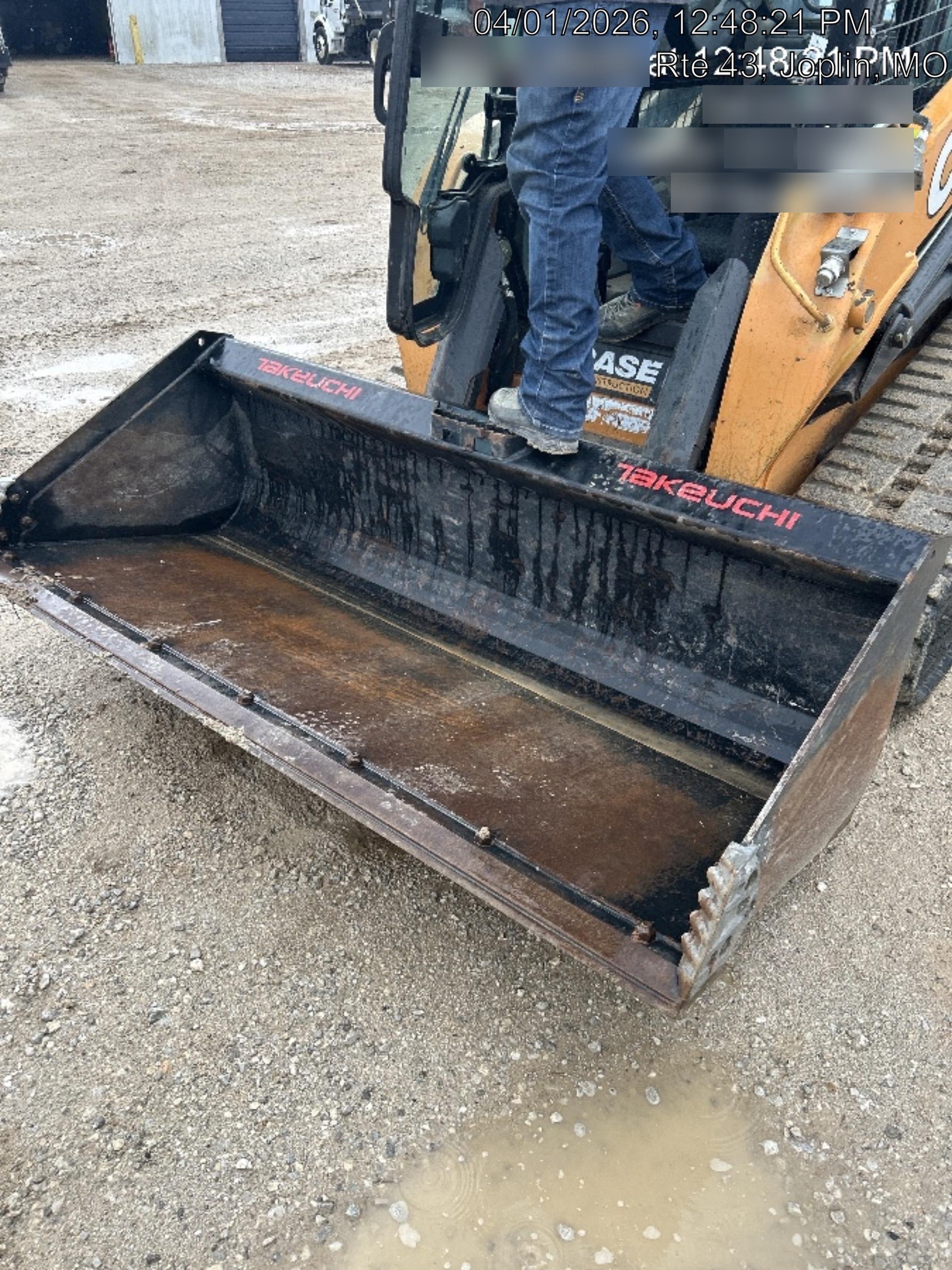 2021 CASE TV450B