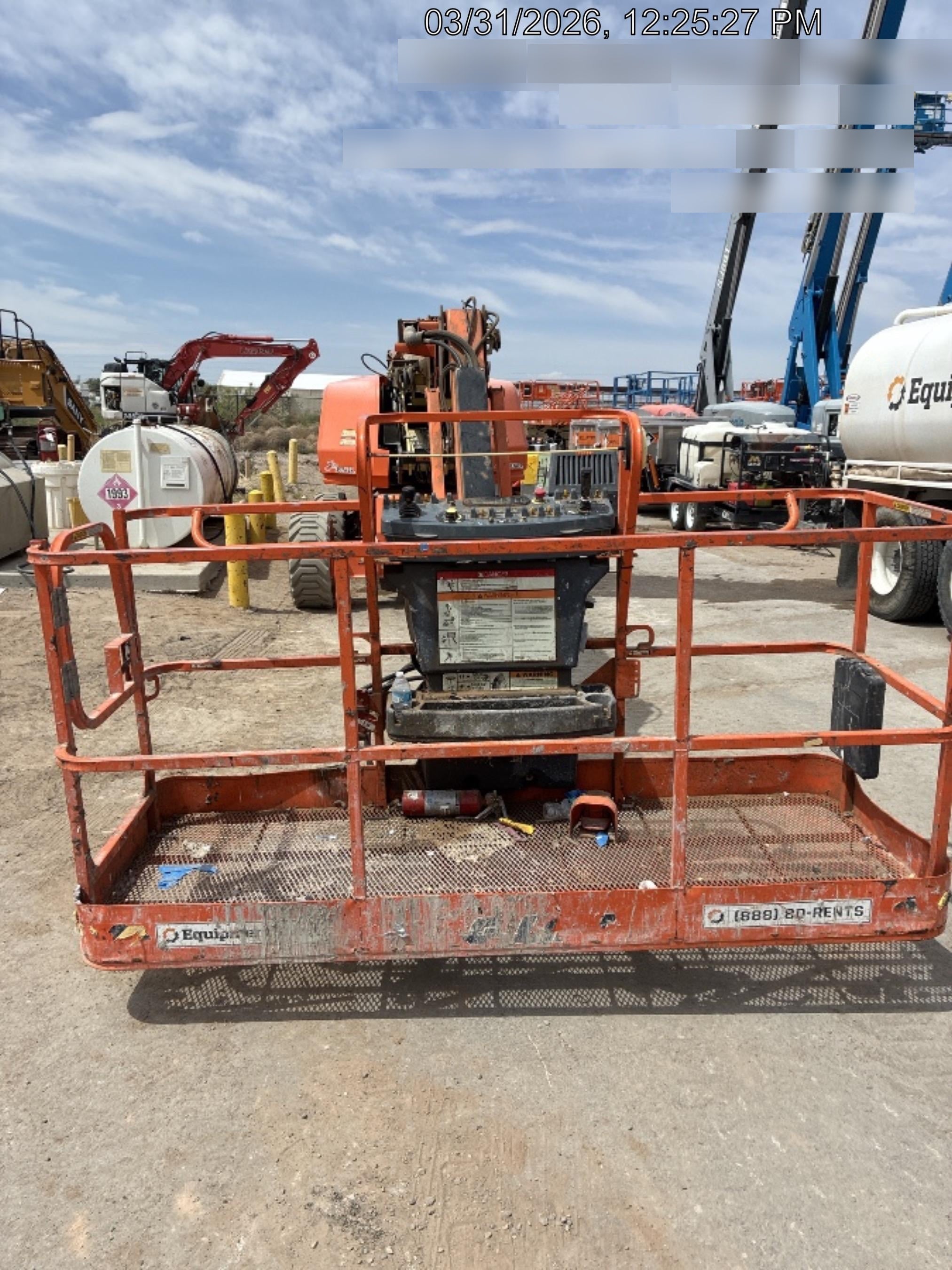 2021 JLG 660SJ