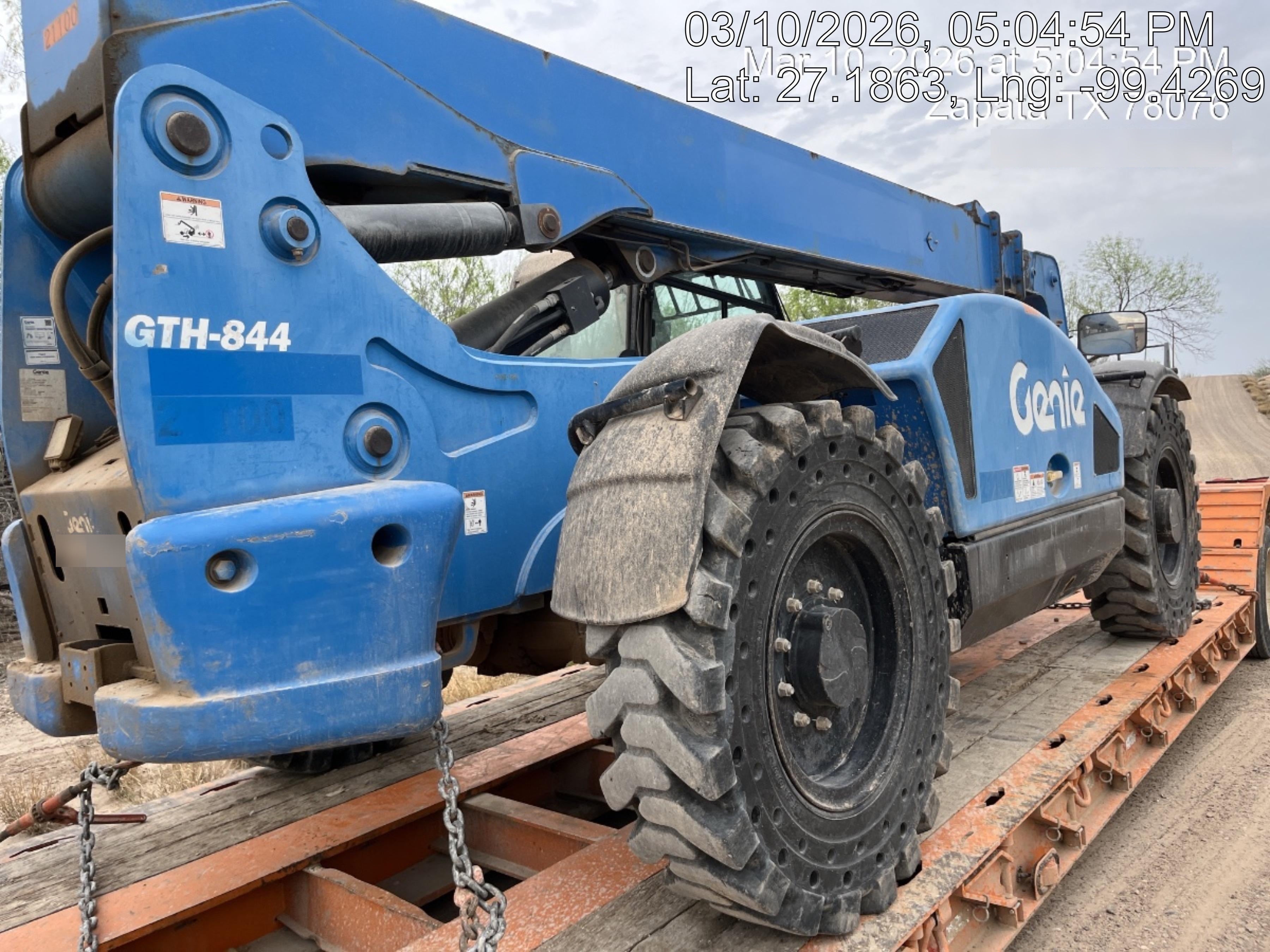 2019 Genie GTH-844 Genie GTH-844 w/Enclosed Cab w/HVAC, Work Lights, Solid Tires, Beacon, 60" Carriage and Forks