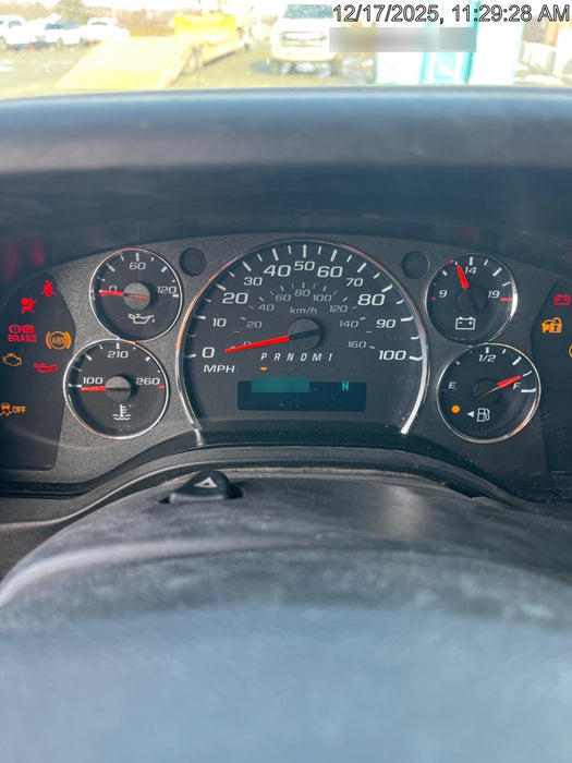 2023 CHEVROLET Express Van - Rental