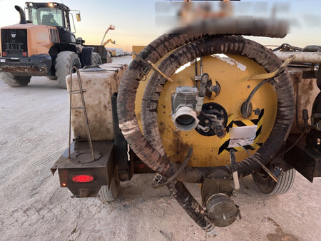 2023 Vac-Tron LP573XDT T4 Koehler Diesel Engine, 500 Gallon Debris Tank, x2 100 Gallon Water Tanks