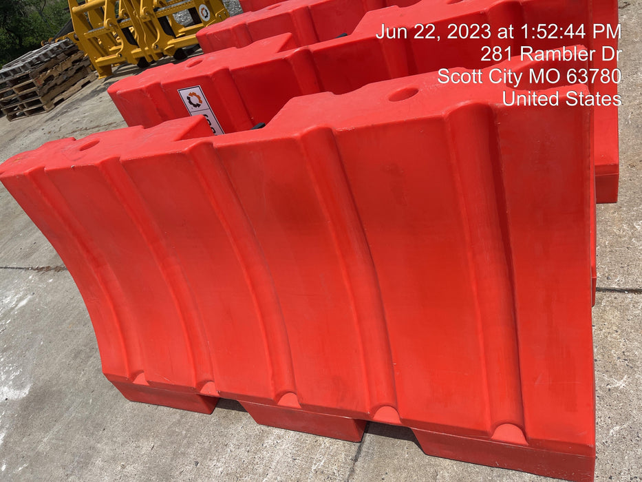 2023 HOUSTON BARRICADE WFB42